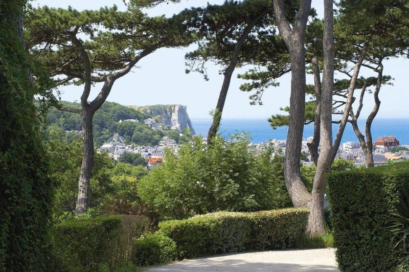 Отель Domaine Saint Clair - Le Donjon Этрета Экстерьер фото